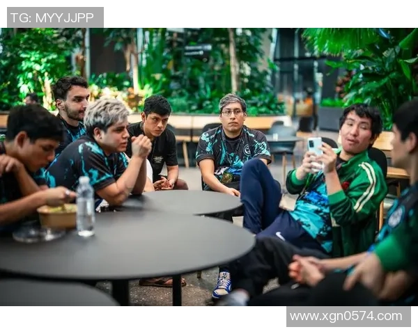 DOTA2战术：FPX的转换体系